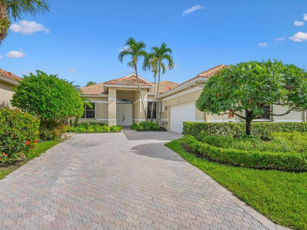 10096 Dover Carriage Lane, Lake Worth, FL 33449