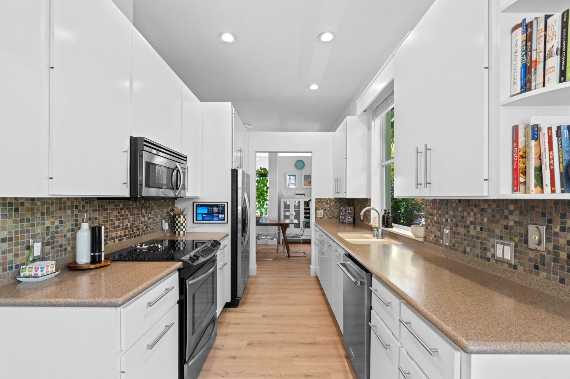 1205 Gator Trail, West Palm Beach, FL 33409 Photo