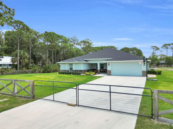 5566 Pinetree Drive, Fort Pierce, FL 34982