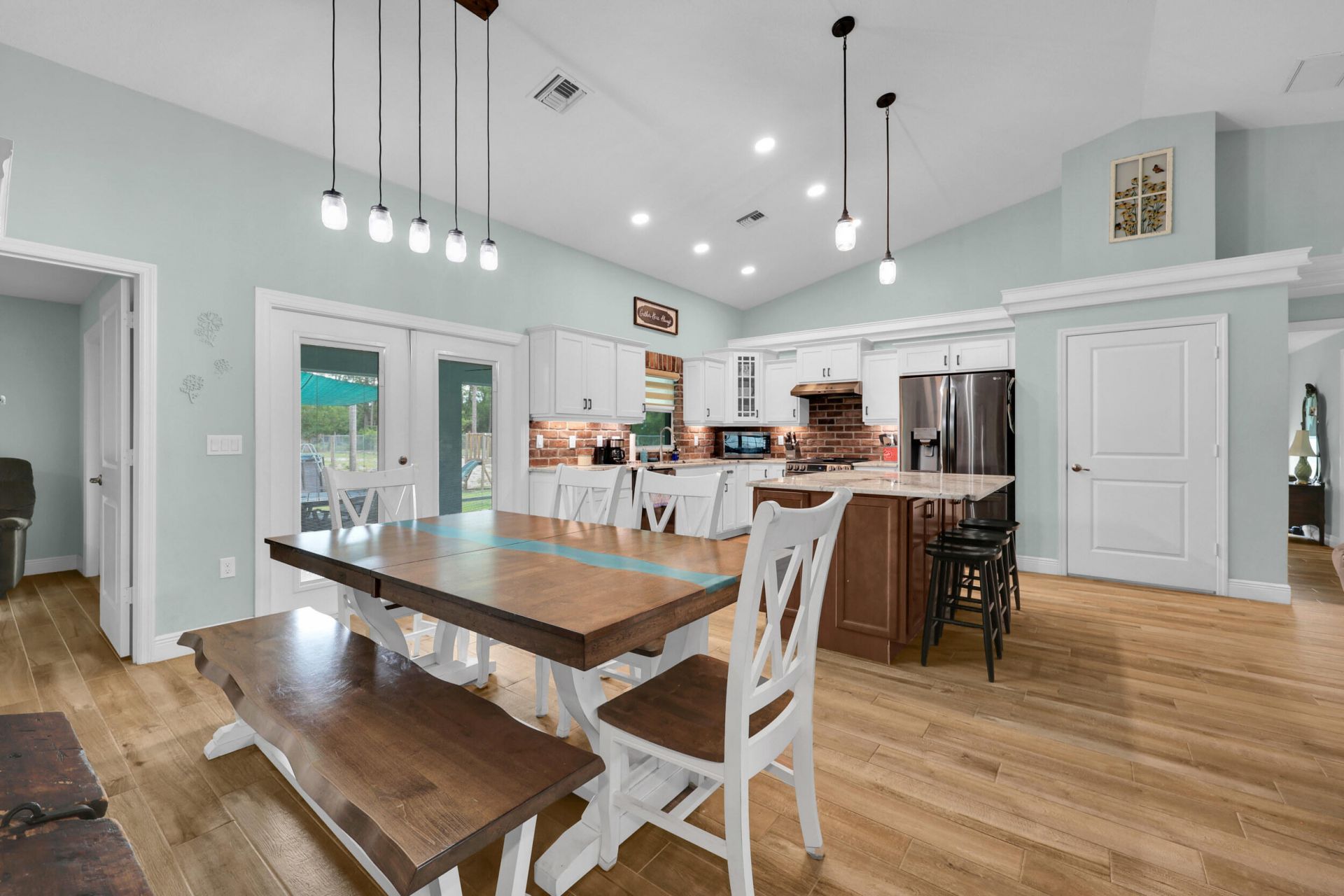 5566 Pinetree Drive, Fort Pierce, FL 34982 Photo
