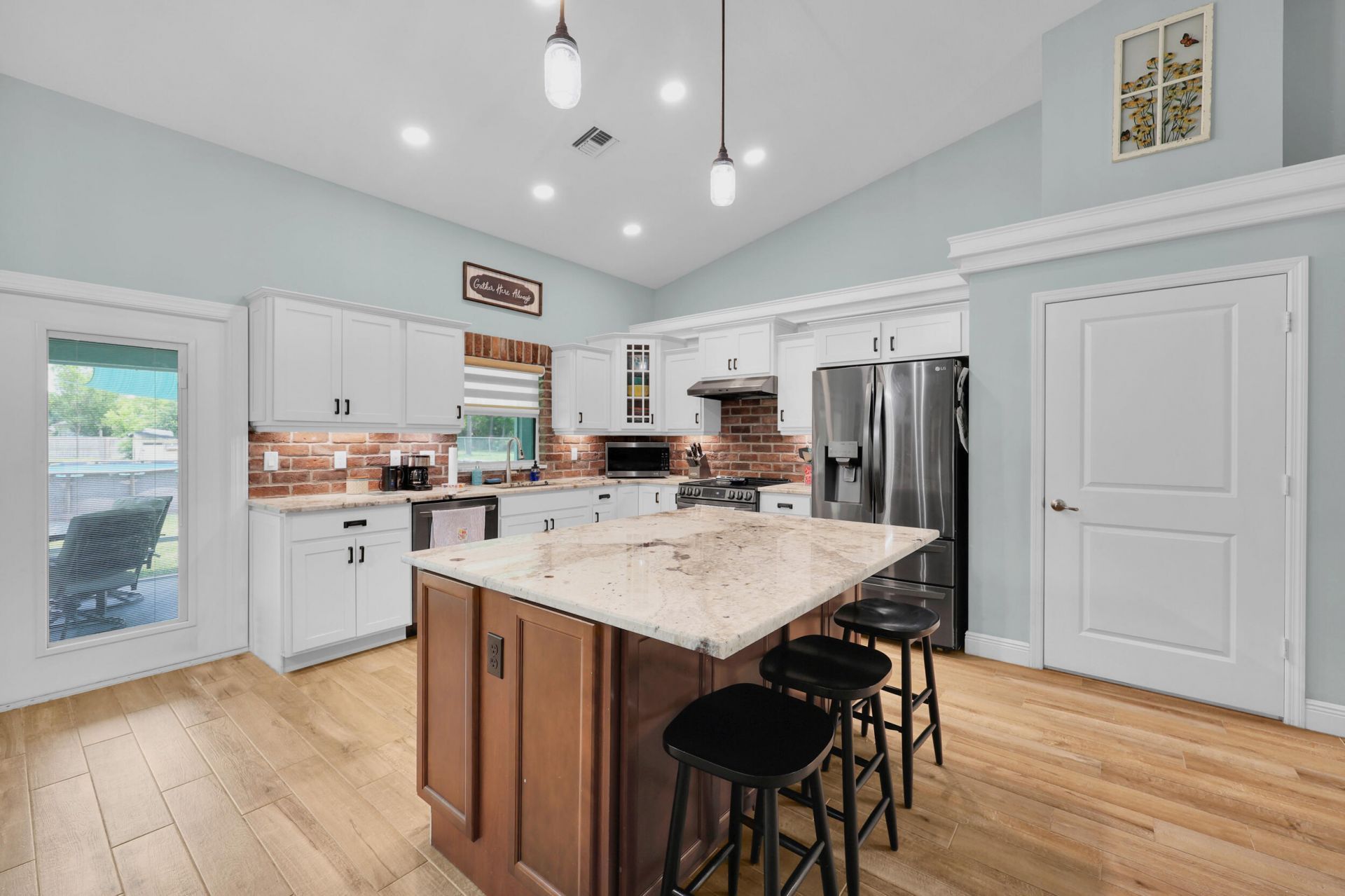 5566 Pinetree Drive, Fort Pierce, FL 34982 Photo