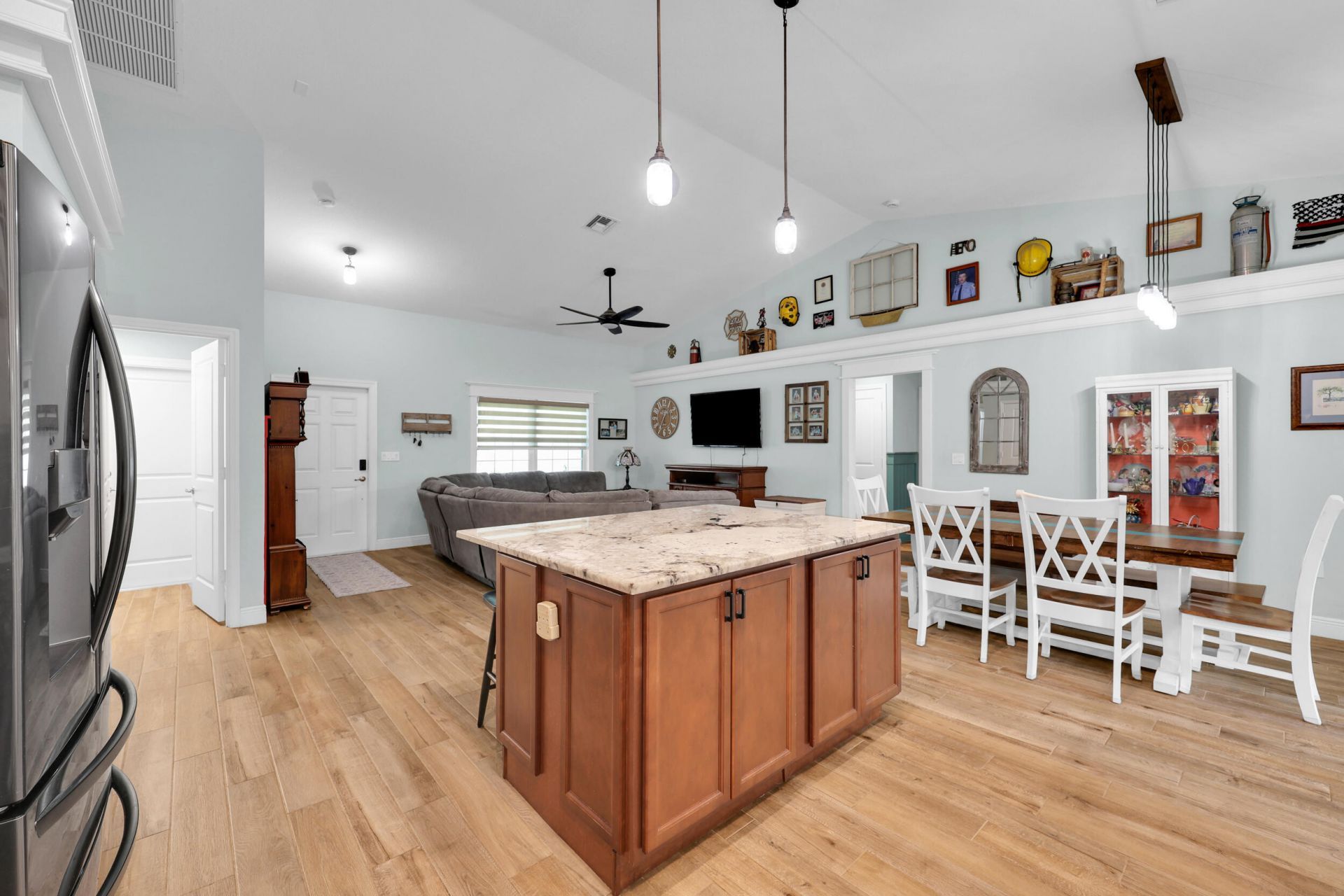 5566 Pinetree Drive, Fort Pierce, FL 34982 Photo