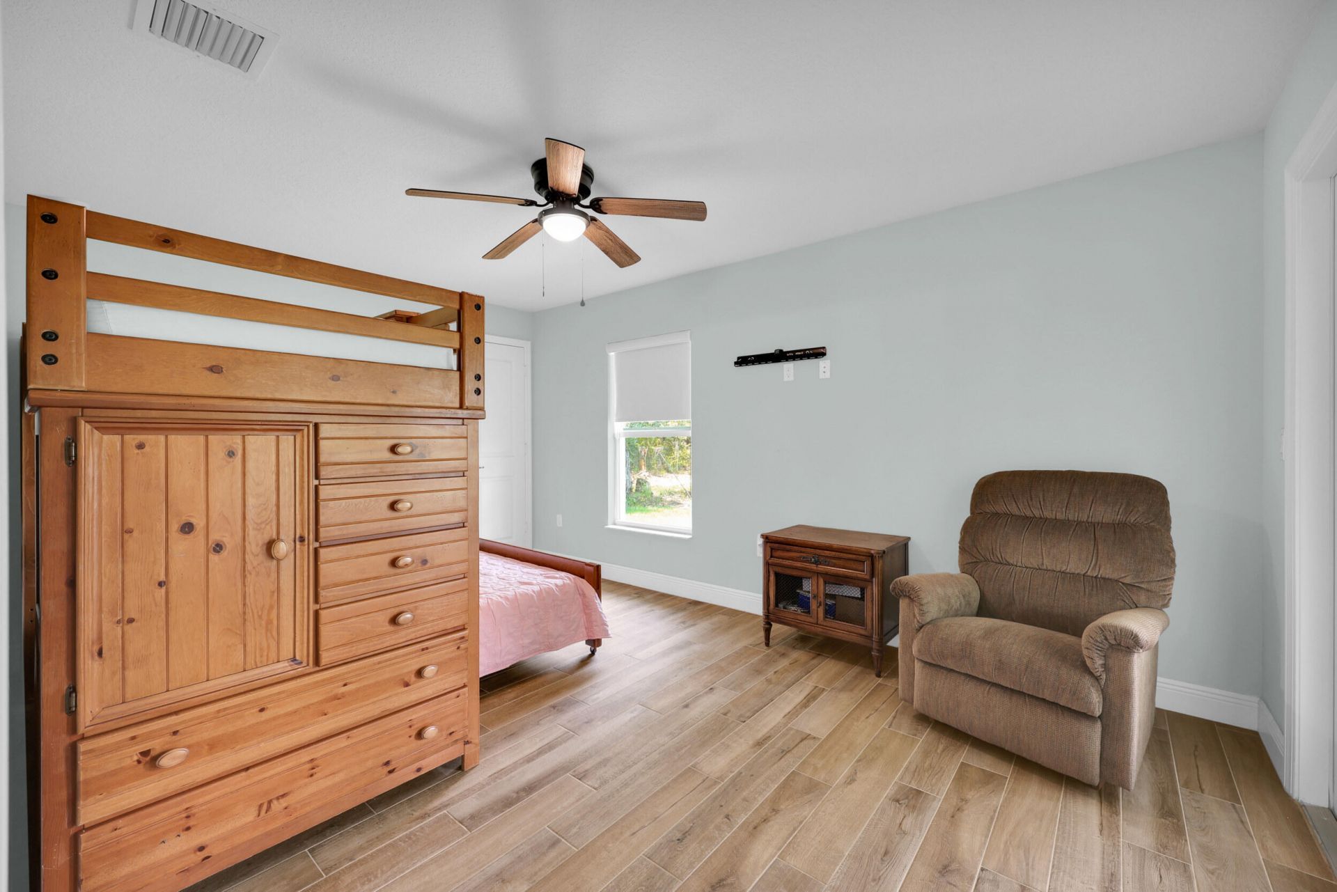 5566 Pinetree Drive, Fort Pierce, FL 34982 Photo