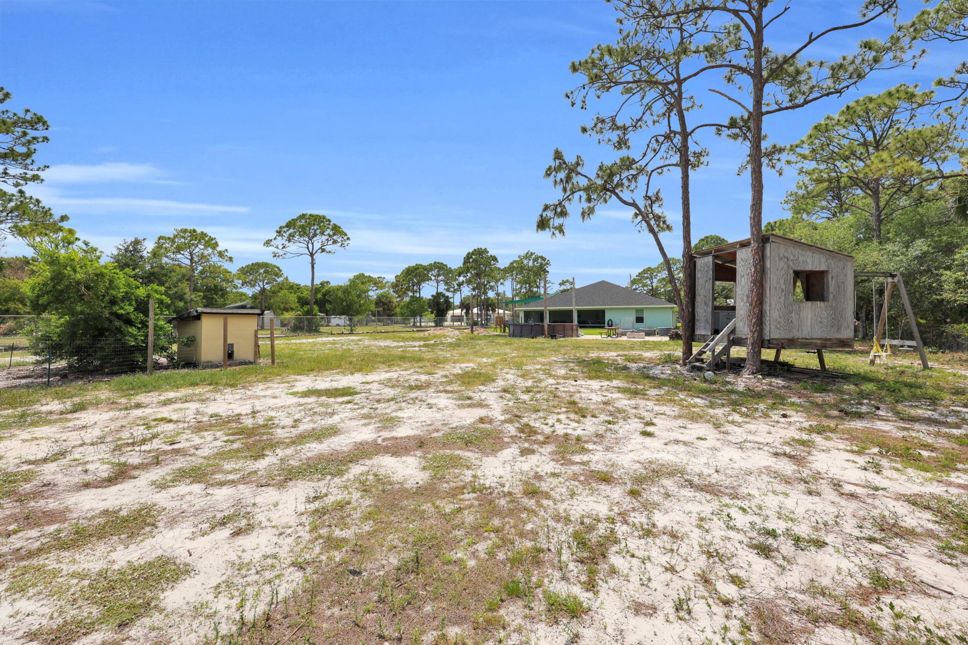 5566 Pinetree Drive, Fort Pierce, FL 34982 Photo