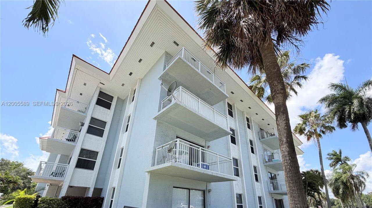 505 S Pine Island Rd , Unit 208B, Plantation, FL 33324 Photo