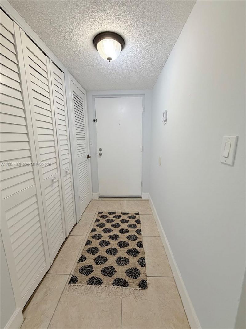 505 S Pine Island Rd , Unit 208B, Plantation, FL 33324 Photo