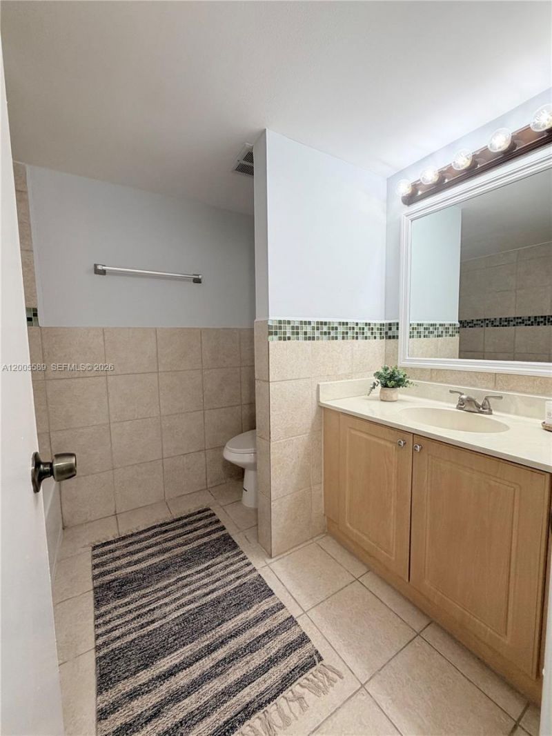 505 S Pine Island Rd , Unit 208B, Plantation, FL 33324 Photo