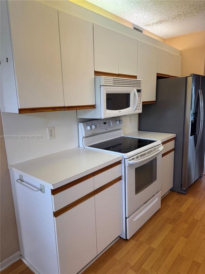 12950 SW 13th St , Unit 412D, Pembroke Pines, FL 33027 Photo