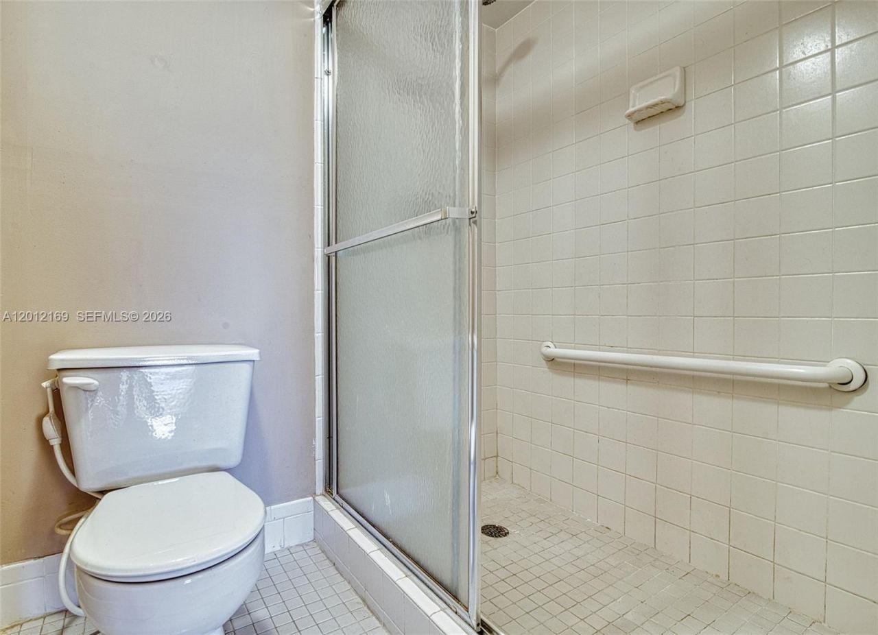 12950 SW 13th St , Unit 412D, Pembroke Pines, FL 33027 Photo