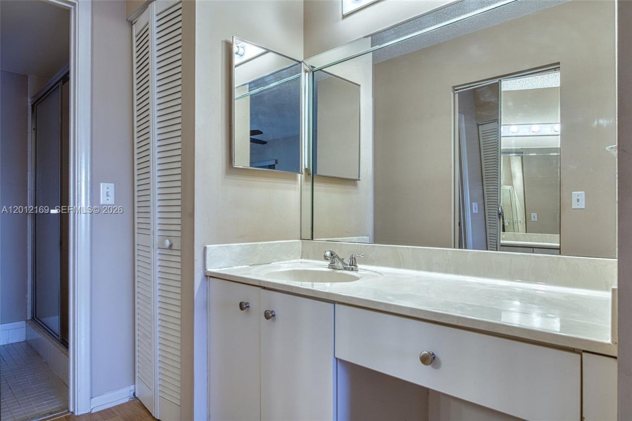 12950 SW 13th St , Unit 412D, Pembroke Pines, FL 33027 Photo