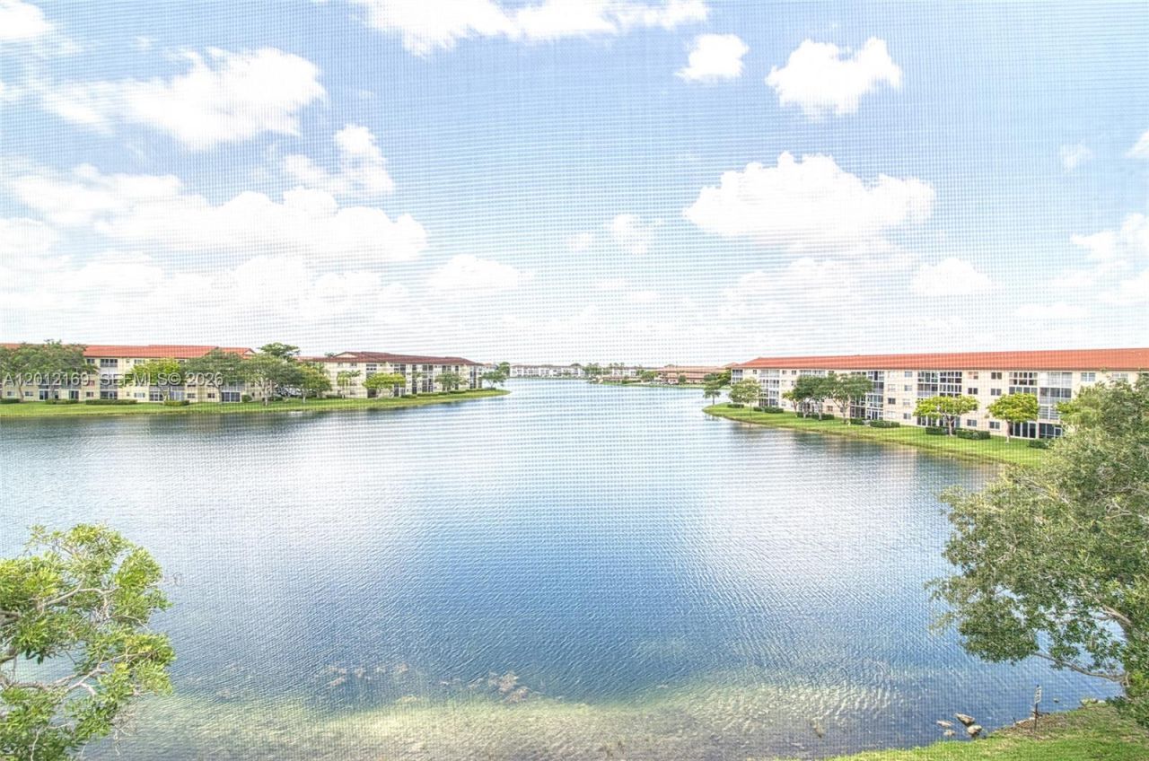 12950 SW 13th St , Unit 412D, Pembroke Pines, FL 33027 Photo
