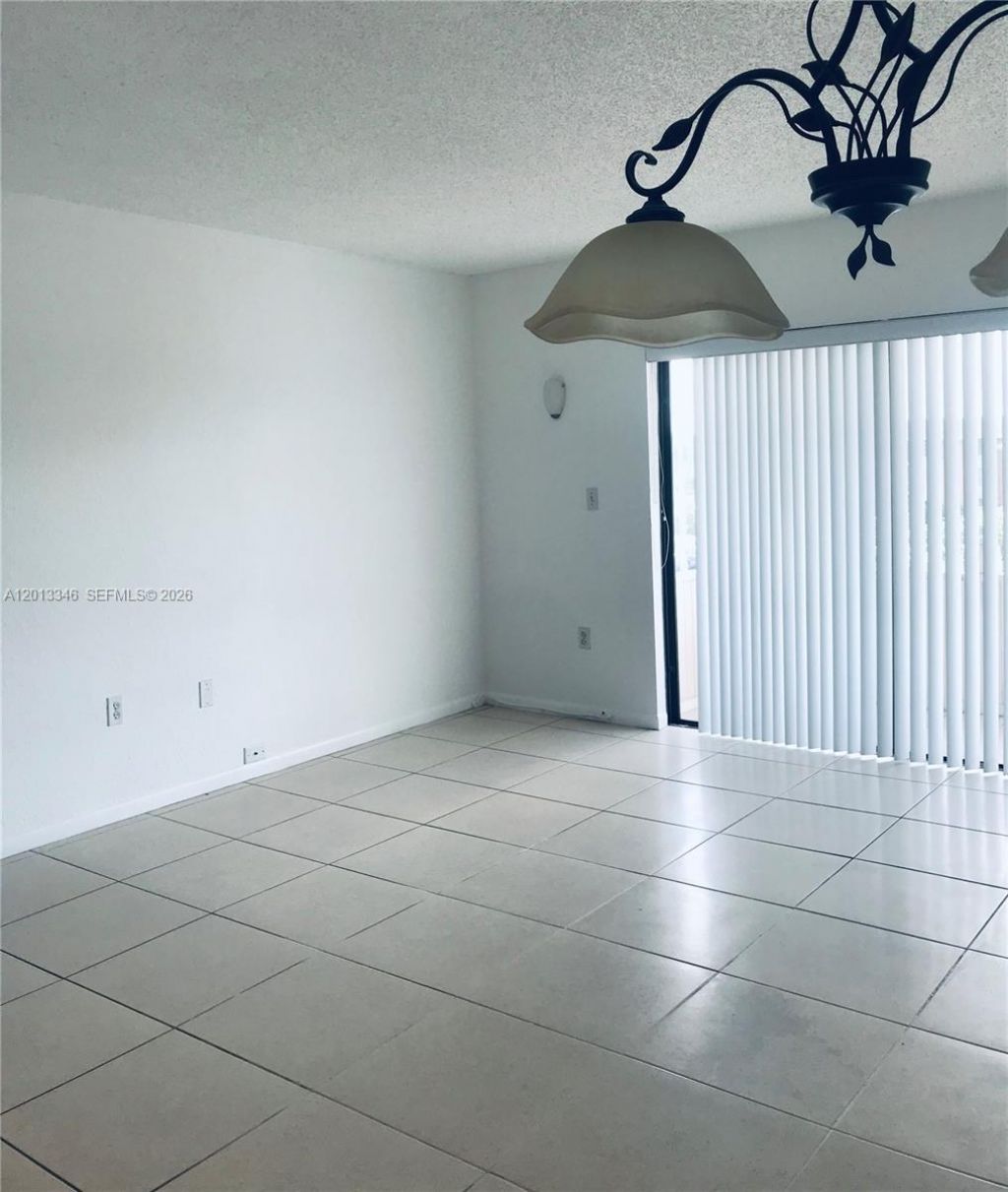 17600 NW 68th Ave, Unit B3006, Hialeah, FL 33015 Photo