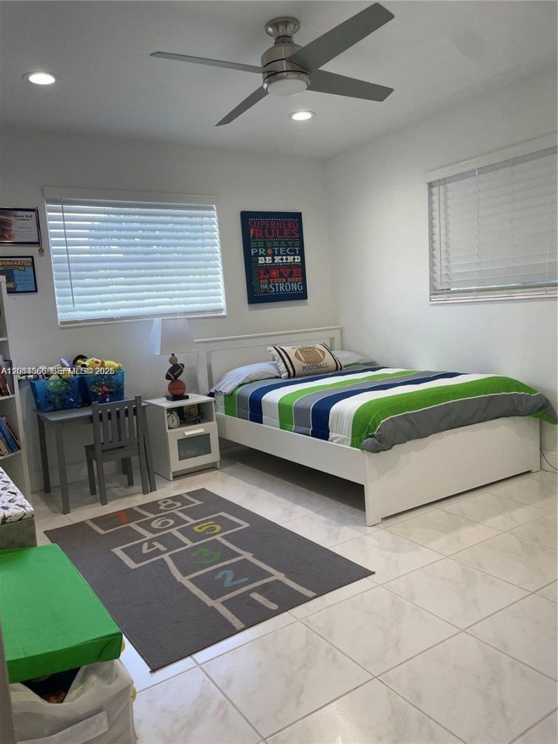 9590 NW 24th Pl , Sunrise, FL 33322 Photo