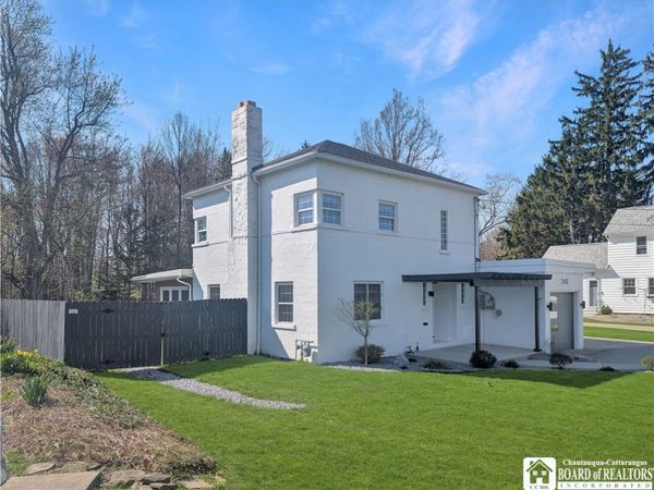 340 Central Avenue, Fredonia, NY 14063