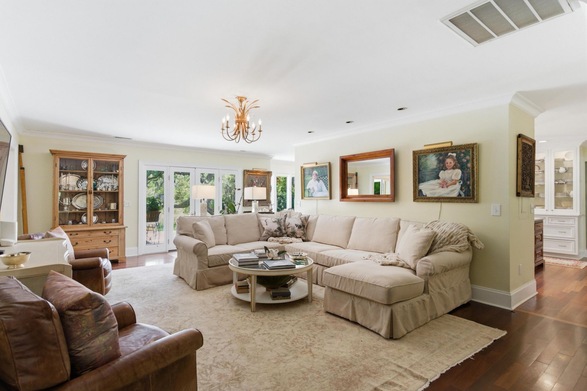 112 Chadwick Drive Photo 13