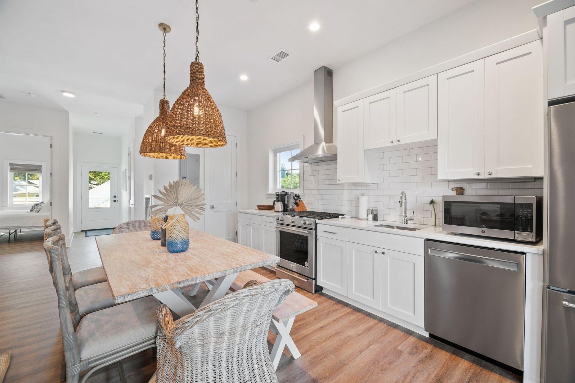 108 E Hudson Avenue Photo 13