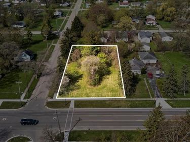 3261 Sheridan Avenue, Saginaw, MI 48601
