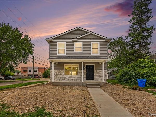 27305 Groveland Street, Madison Heights, MI 48071