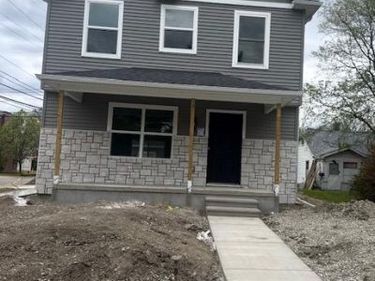 27305 Groveland Street, Madison Heights, MI 48071