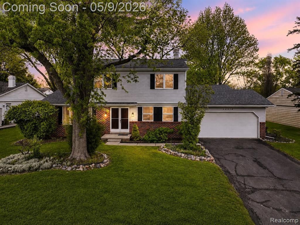 22718 Chestnut Tree, Novi, MI 48375 Main Photo