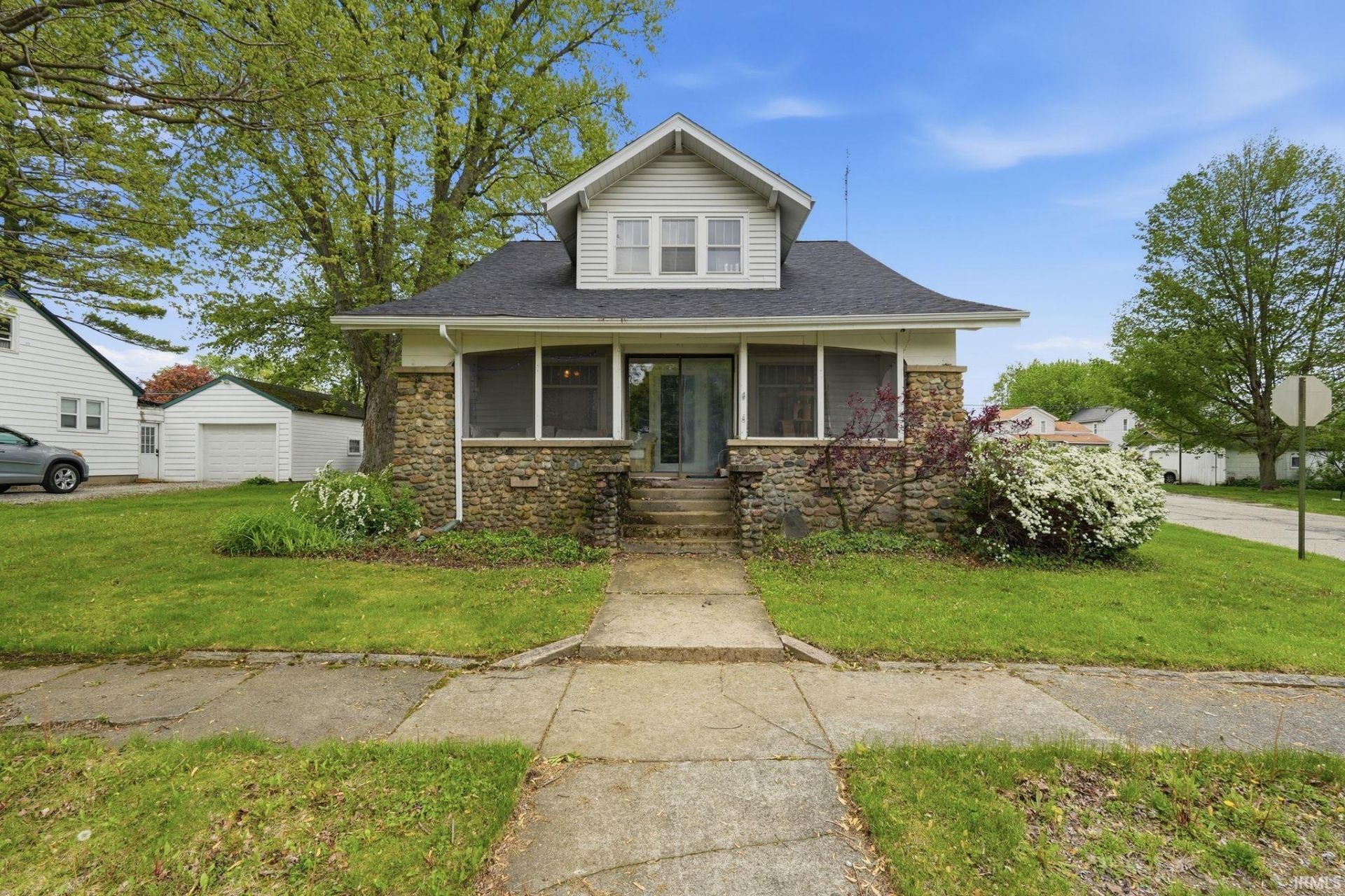 404 S Van Scoyoc Street, Avilla, IN 46710 Main Photo