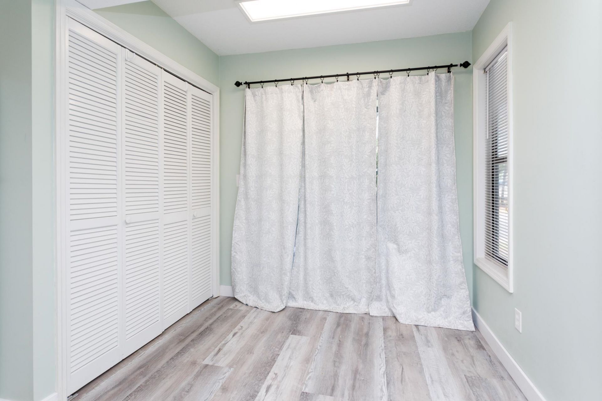 33 Shadow Moss Pl.  Photo 29