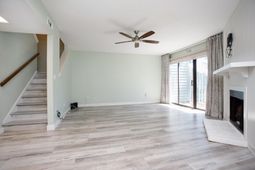 33 Shadow Moss Pl.  photo 4