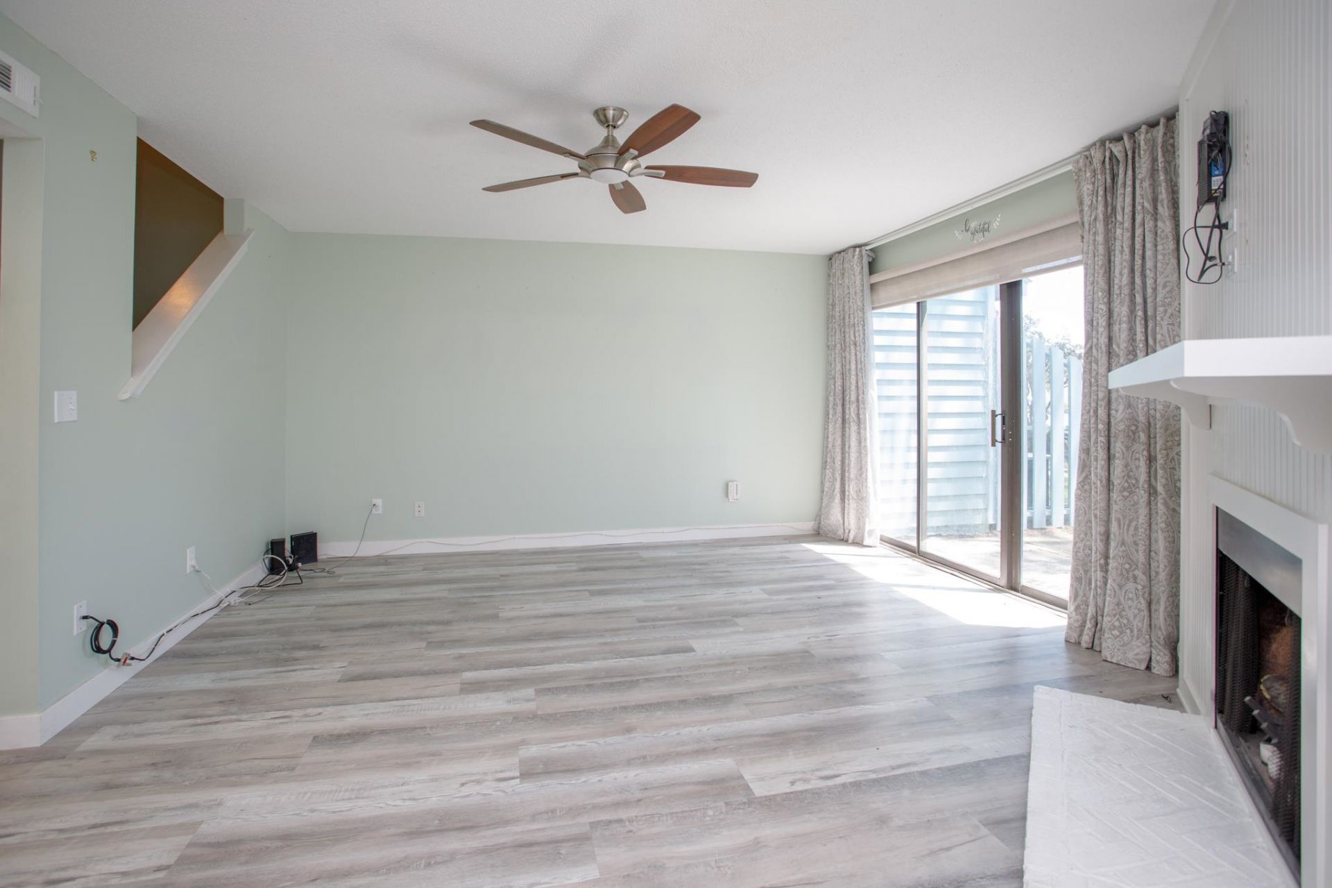33 Shadow Moss Pl.  Photo 8