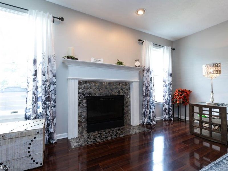 8409 Forest View Drive, Olmsted Falls, OH 44138 Photo 14