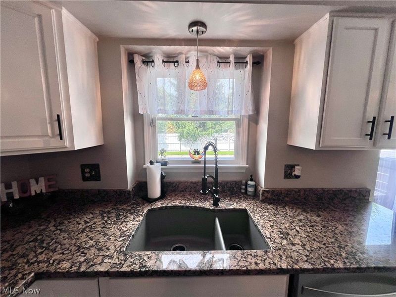 8409 Forest View Drive, Olmsted Falls, OH 44138 Photo 29
