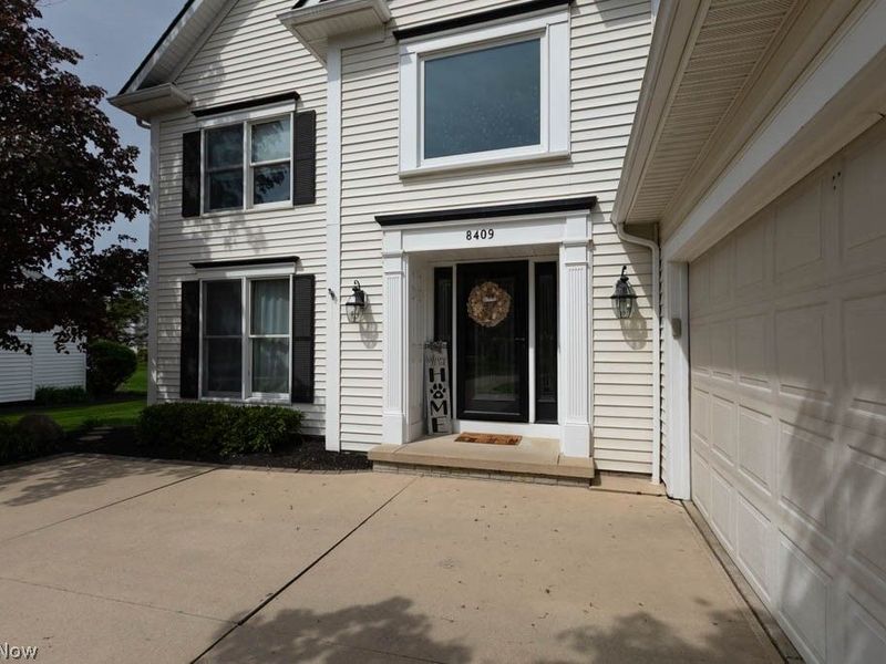 8409 Forest View Drive, Olmsted Falls, OH 44138 Photo 42