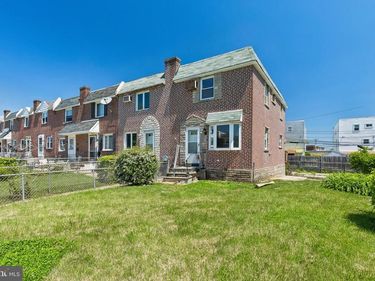 819 GRANT ROAD, FOLCROFT, PA 19032