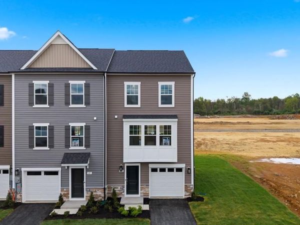 49 SCAMMEL DRIVE , BUNKER HILL, WV 25413