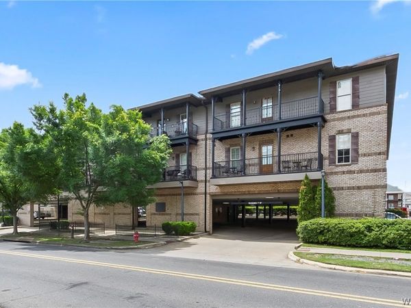 820 Frank Thomas Avenue, Unit 205, Tuscaloosa, AL 35401