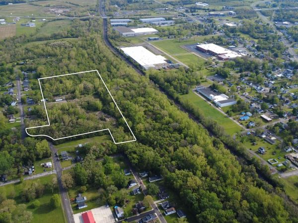 532 Florence Avenue, Bellefontaine, OH 43311