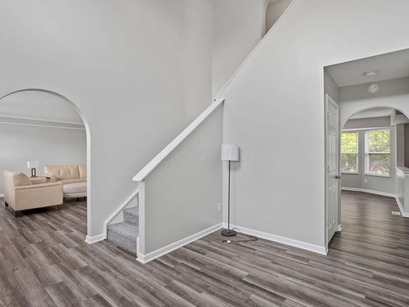 8168 Slate Ridge Boulevard, Reynoldsburg, OH 43068 Photo 4