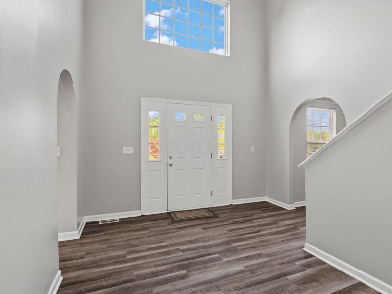 8168 Slate Ridge Boulevard, Reynoldsburg, OH 43068 Photo 5