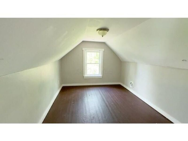 697 Kelton Avenue , Columbus, OH 43205 Photo 11