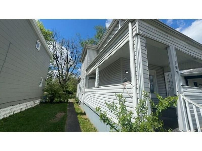 697 Kelton Avenue , Columbus, OH 43205 Photo 3