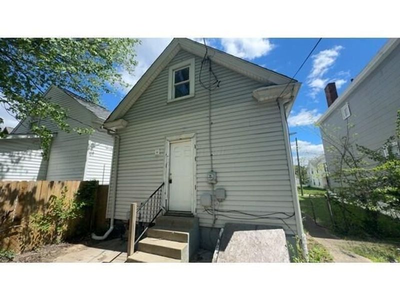 697 Kelton Avenue , Columbus, OH 43205 Photo 4