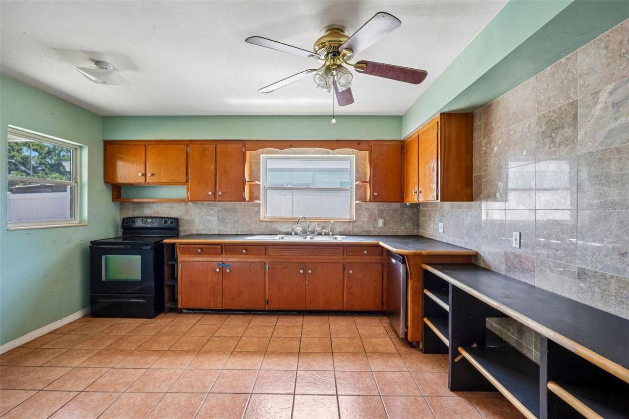 6610 4th Avenue N, Saint Petersburg, FL 33710 Photo