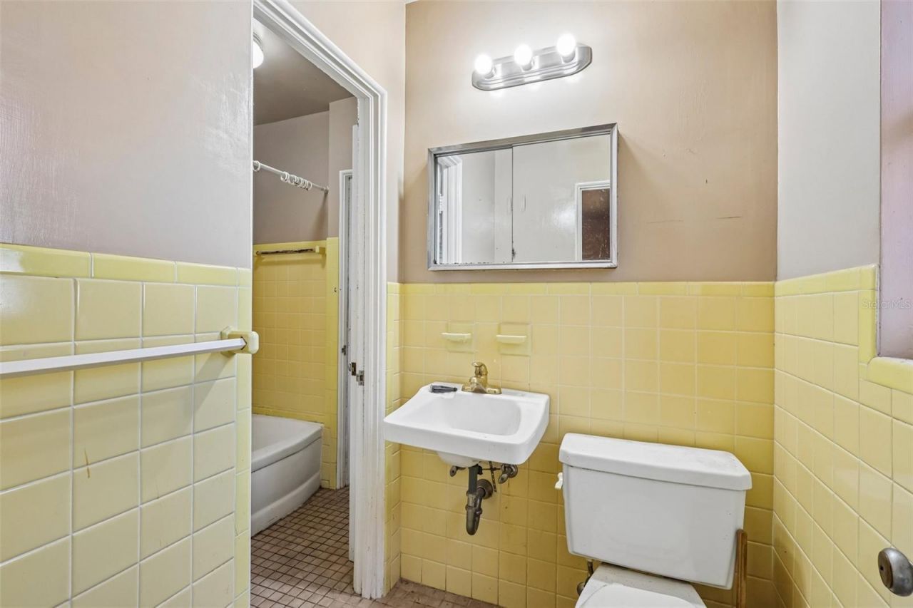 6610 4th Avenue N, Saint Petersburg, FL 33710 Photo