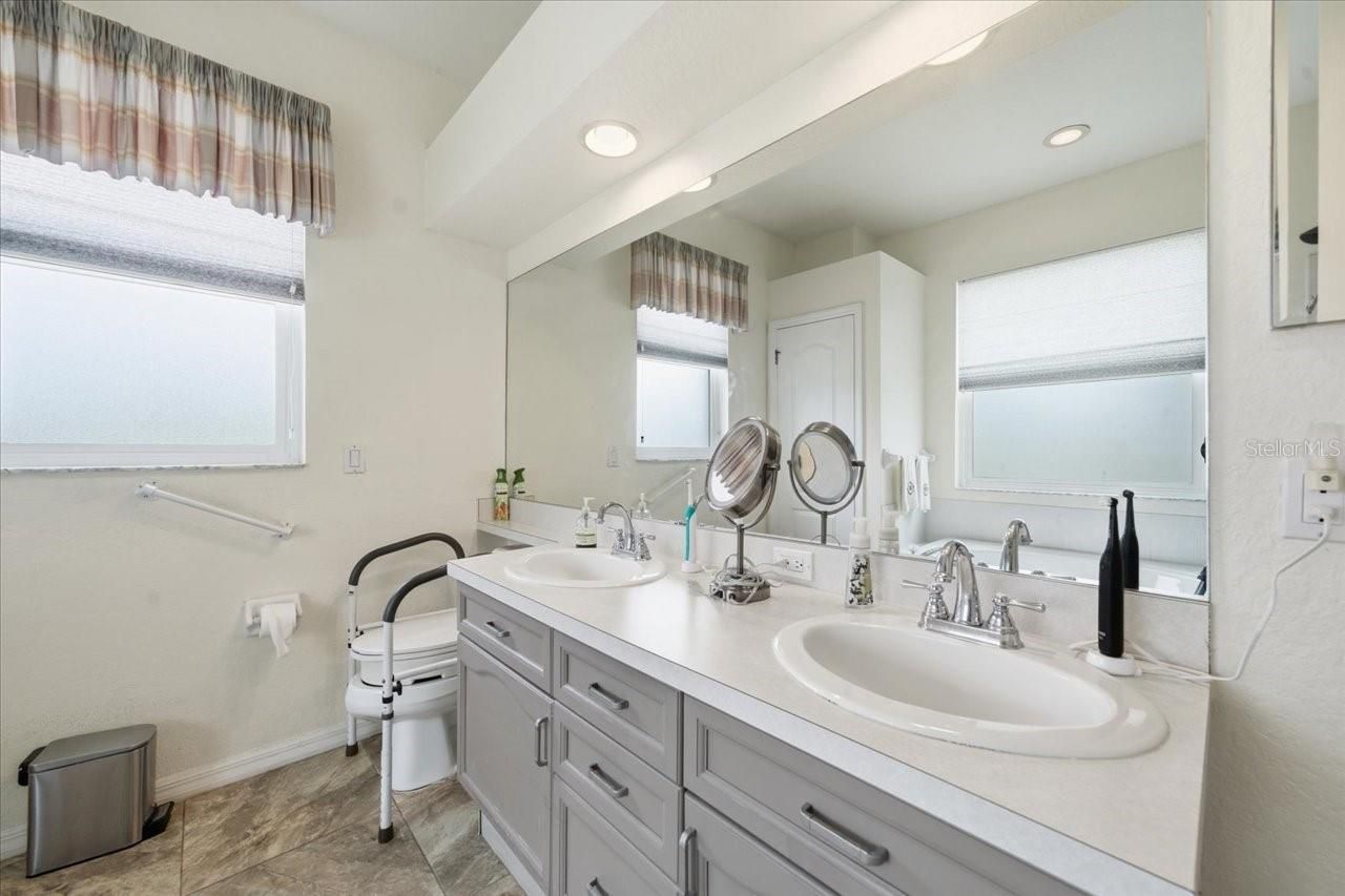 1154 Sarah Court, Dunedin, FL 34698 Photo