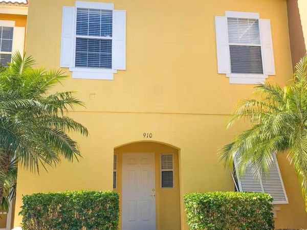 910 PARK TERRACE CIRCLE , KISSIMMEE, FL 34746