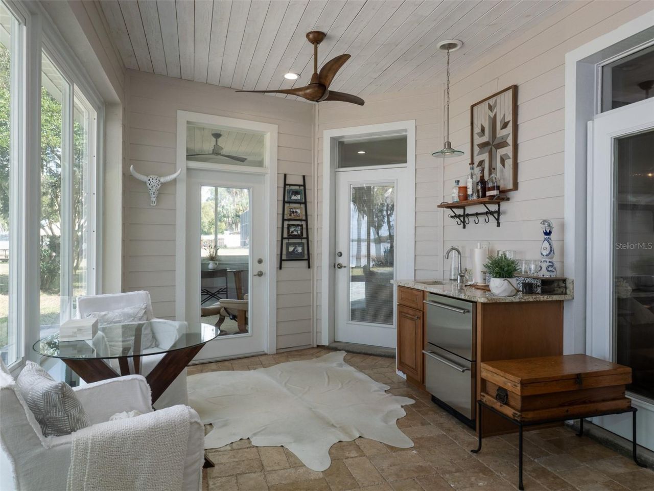 12495 SE Sunset Harbor Road, Weirsdale, FL 32195 Photo