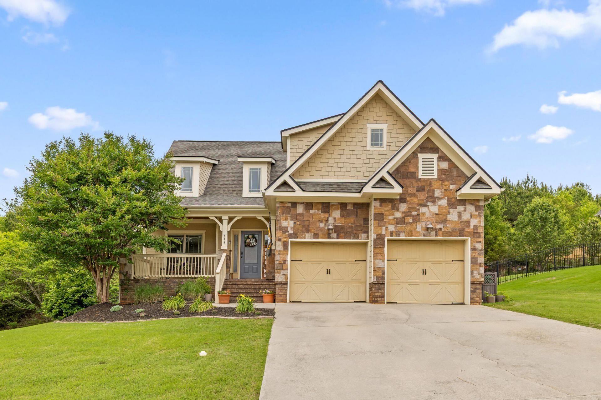 215 Vineyard Boulevard, Ringgold, GA 30736 Main Photo