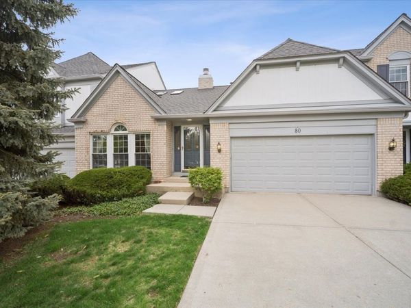 80 Fontaine Court , Bloomingdale, IL 60108