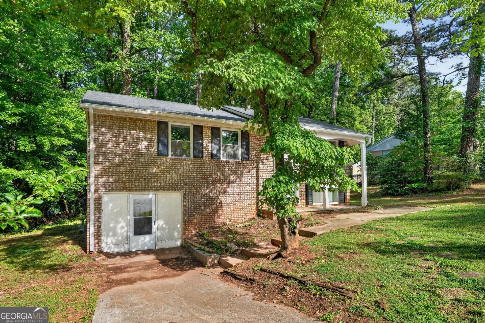 6444 Fleur De Lis Drive, Morrow, GA 30260 Main Photo