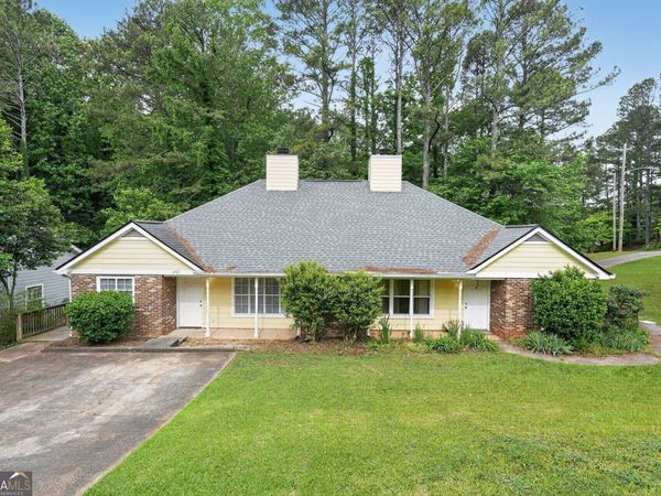 4947 Farmstead Court NE, Woodstock, GA 30188