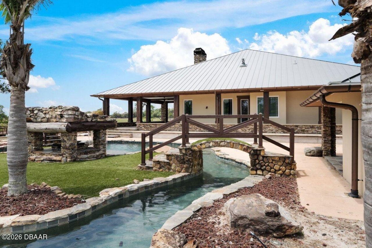 4290 Pioneer Trail, New Smyrna Beach, FL 32168 Photo
